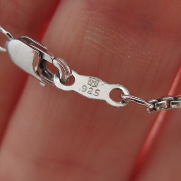 925 Sterling Silver Vintage Lavender C Z Butterfly Round Box Chain Necklace 16" - Picture 9 of 9